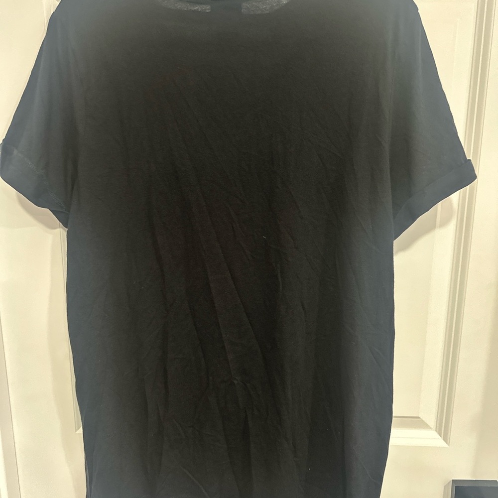 Torrid Black Rock Skull Graveyard Tee - Picture 2 of 3